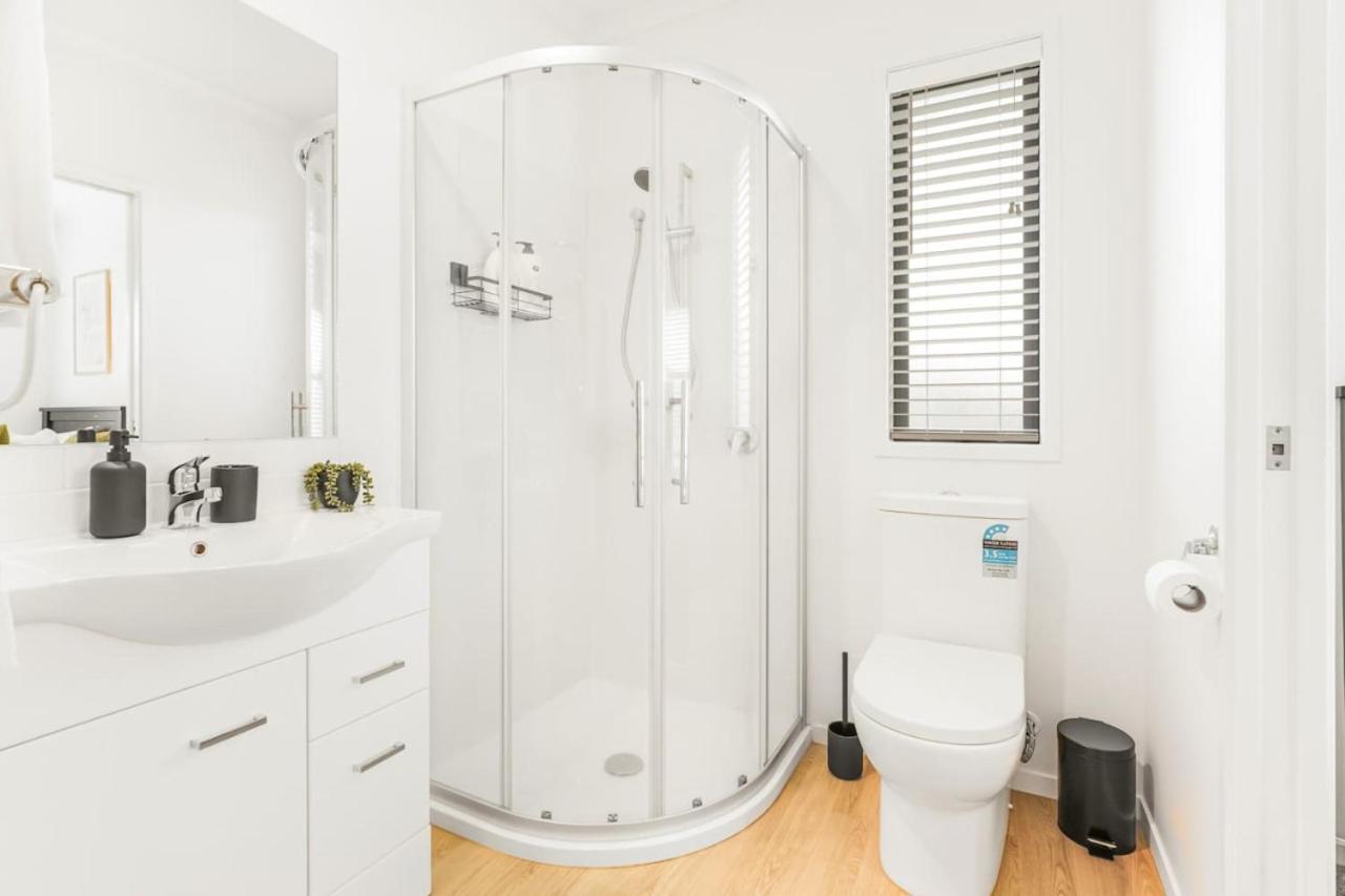 Modern And Central With 2 Ensuites -By Kosh Bnb Hamilton Ngoại thất bức ảnh