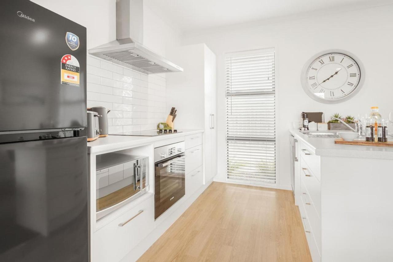 Modern And Central With 2 Ensuites -By Kosh Bnb Hamilton Ngoại thất bức ảnh