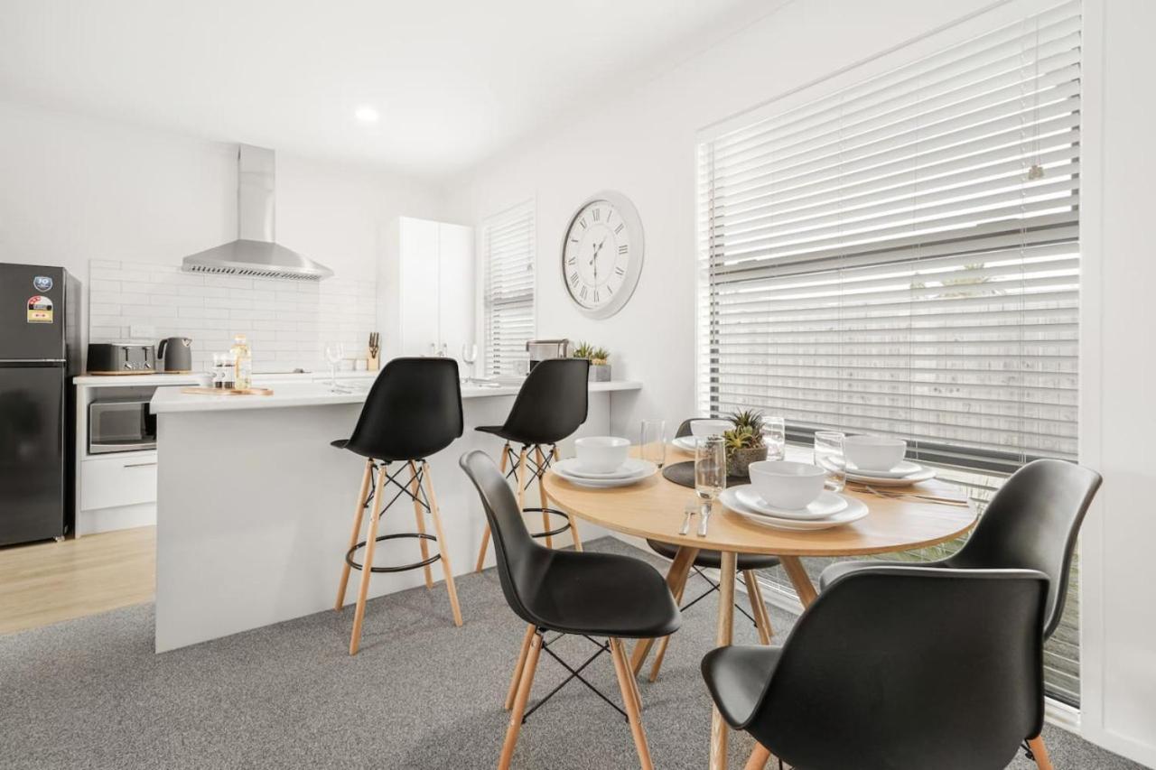 Modern And Central With 2 Ensuites -By Kosh Bnb Hamilton Ngoại thất bức ảnh